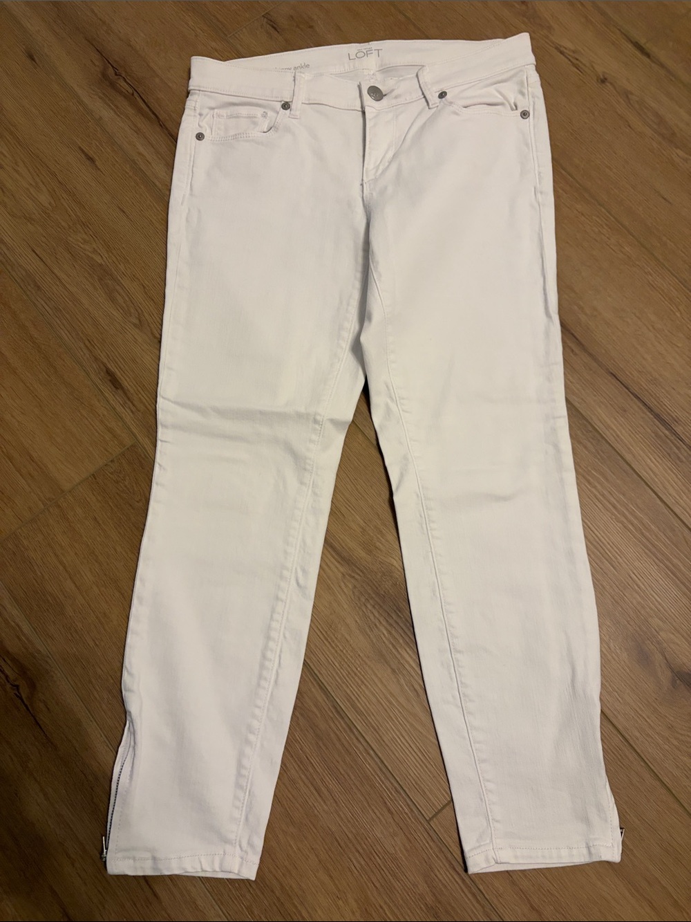 LOFT White Skinny Jeans - Classic Clean Look